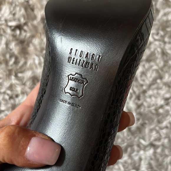 STUART WEITZMAN || Snakeskin Logaplainfie black leather sole open toe sexy heels - Picture 6 of 7